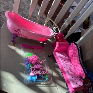 Mattel2008  Barbie Doll Bathtub & Spa Accessory Set - Pink